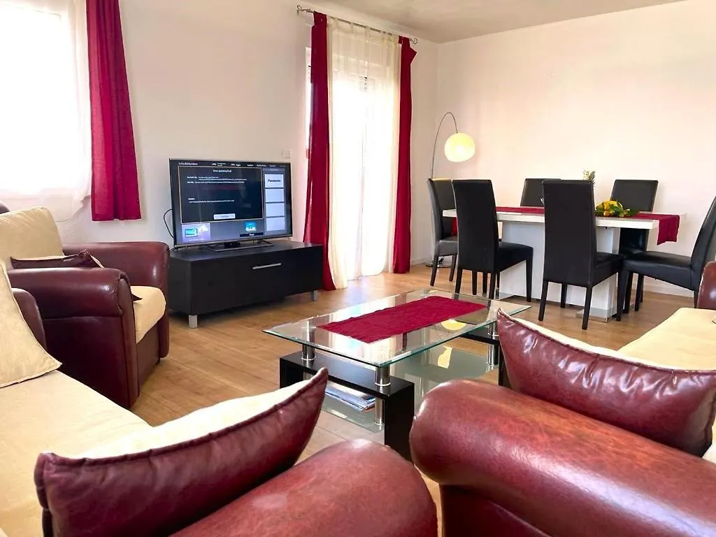 Villa Rudie With 4 Apartments Near The Sea Trogir