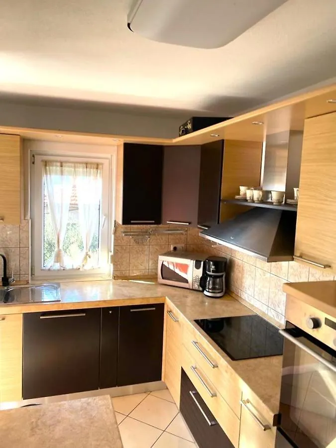 Villa Rudie With 4 Apartments Near The Sea Trogir