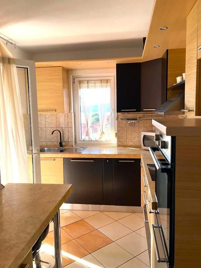 Villa Rudie With 4 Apartments Near The Sea Trogir